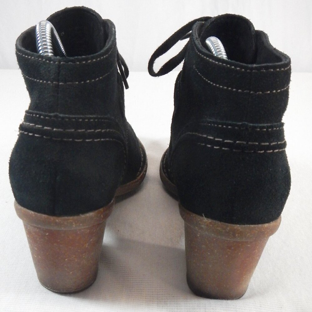 Clarks Artisan Carleta Lyon Black Suede Leather Lace Bootie with 3" Heel Size 7 - Picture 4 of 12
